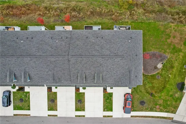 407 Walnut Ct gallery image 27