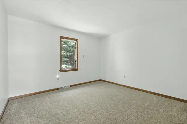 408 Bryn Court gallery image 10