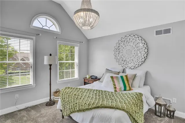 408 Honey Locust Dr gallery image 18