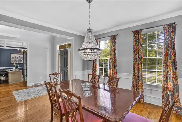 408 Honey Locust Dr gallery image 21