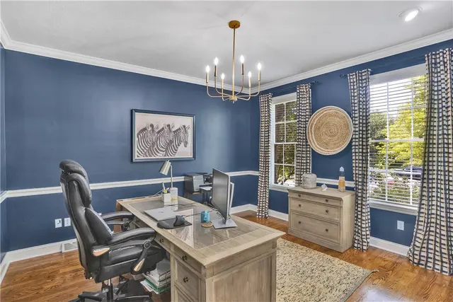 408 Honey Locust Dr gallery image 32