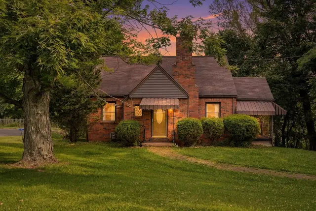 408 Vineyard DRIVE gallery image 20