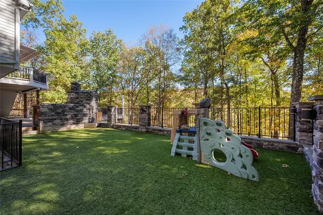 409 Bryn Ct gallery image 44