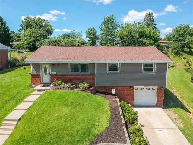 409 Shoreham Dr gallery image 2