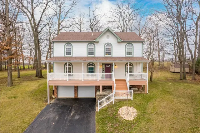 409 Snowberry Lane gallery image 4