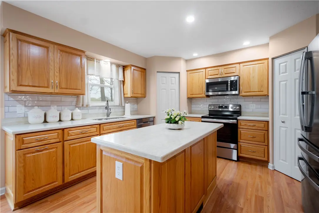 409 Snowberry Lane