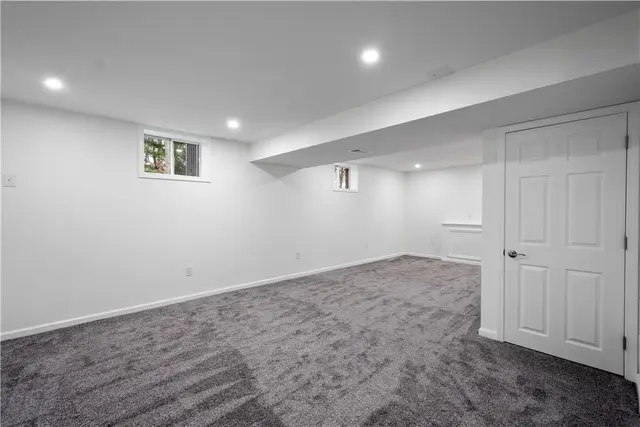 409 Snowberry Lane gallery image 36