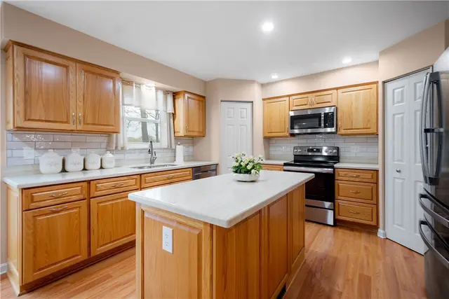 409 Snowberry Lane