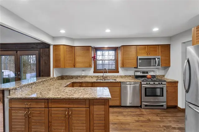 4099 Lee Manor Dr gallery image 21