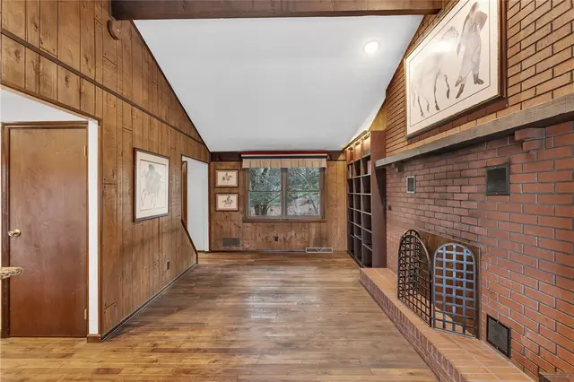 4099 Lee Manor Dr gallery image 25