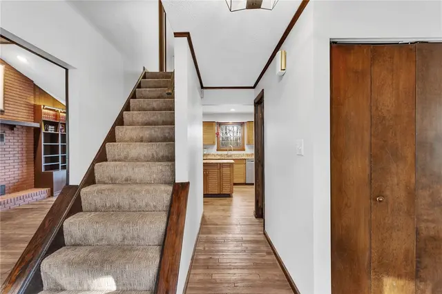 4099 Lee Manor Dr gallery image 34