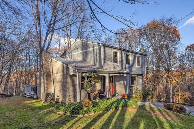 4099 Lee Manor Dr gallery image 35
