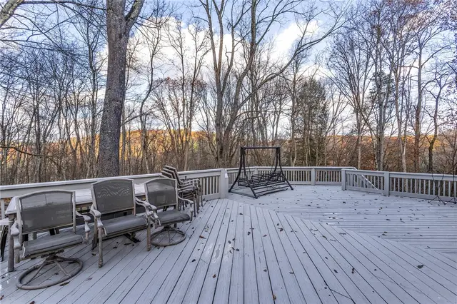 4099 Lee Manor Dr gallery image 36