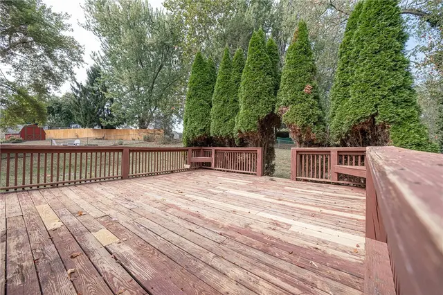410 Anna Marie Drive gallery image 5