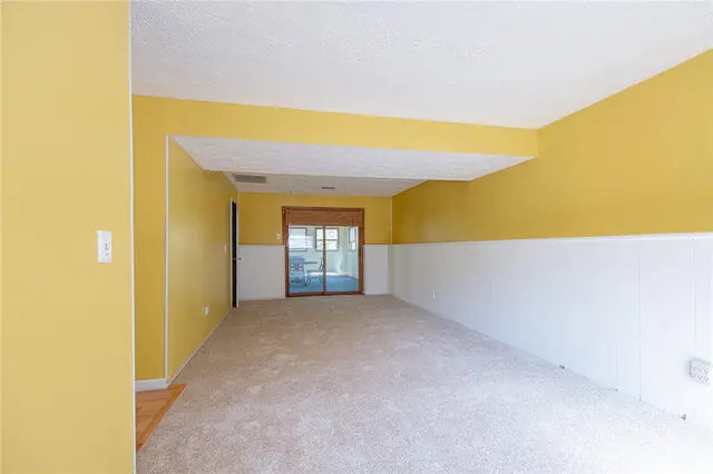 410 Anna Marie Drive gallery image 9