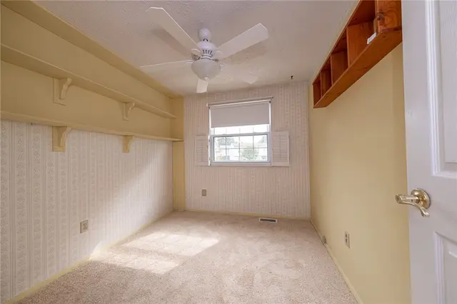 410 Anna Marie Drive gallery image 26