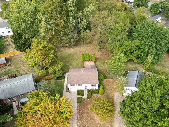 410 Anna Marie Drive gallery image 28