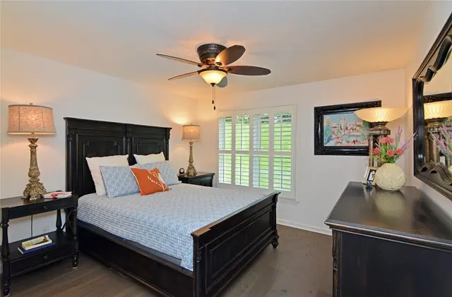 410 Duke Ct gallery image 13