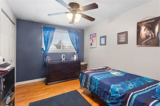 410 Governor Dr gallery image 34