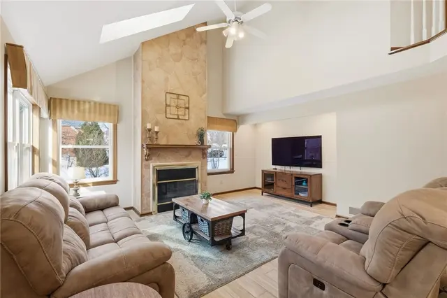 410 Pinkerton Rd gallery image 19