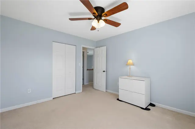 410 Suncrest Dr gallery image 5