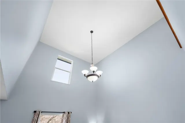 410 Suncrest Dr gallery image 25