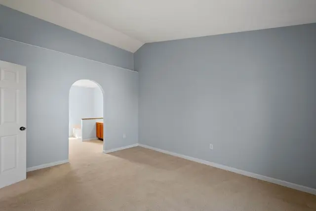 410 Suncrest Dr gallery image 31