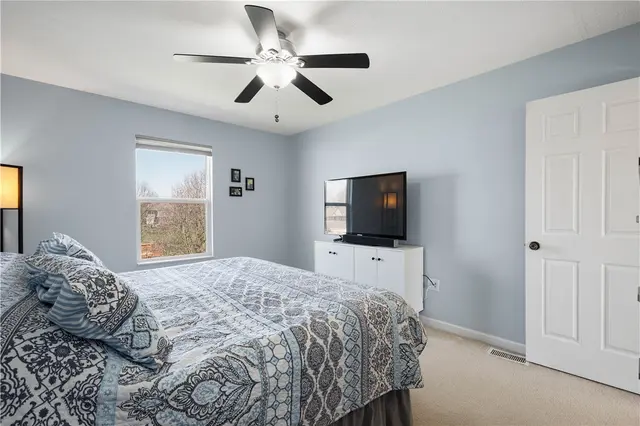 410 Suncrest Dr gallery image 33