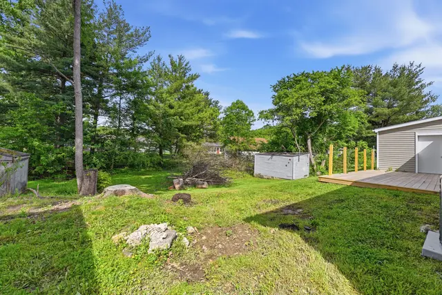 410 Sussex Drive gallery image 6