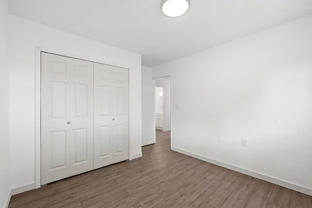 410 Sussex Drive gallery image 18