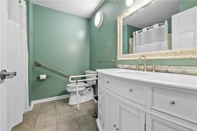 4101 Lenox Oval gallery image 19