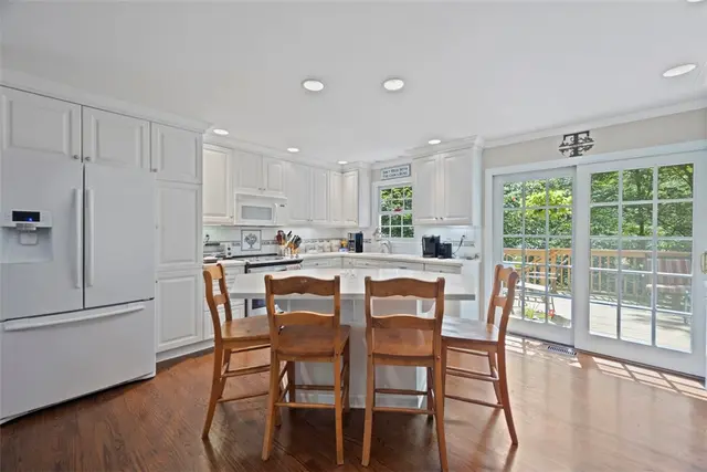 4101 Northampton Drive gallery image 11