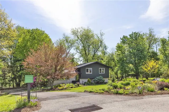 4104 Buckboard Trl gallery image 18