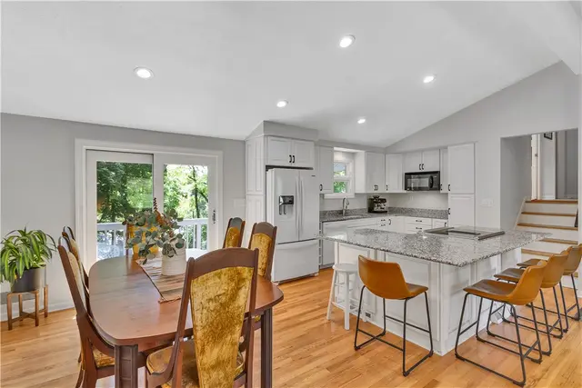 4104 Buckboard Trl gallery image 37