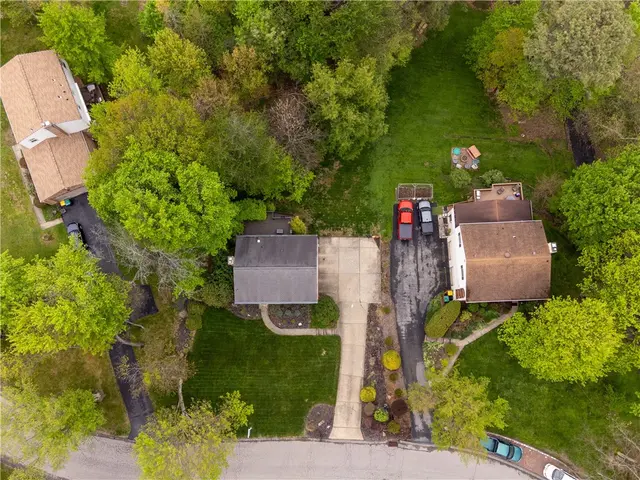 4107 Lee Manor Dr gallery image 4