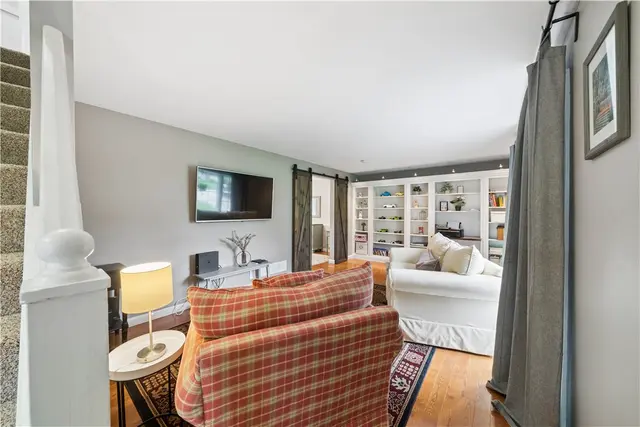 4107 Lee Manor Dr gallery image 6