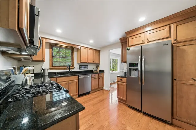 4107 Lee Manor Dr gallery image 12