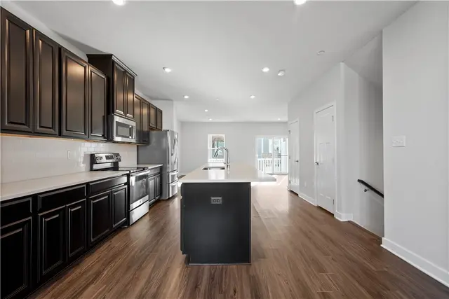 4108 Spruce Road gallery image 5