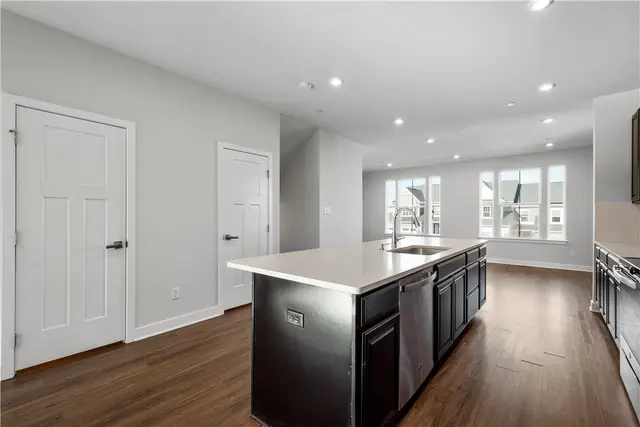4108 Spruce Road gallery image 7