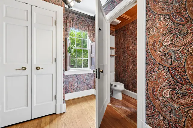 411 Orchard STREET gallery image 9