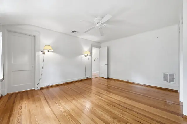 411 Orchard STREET gallery image 49