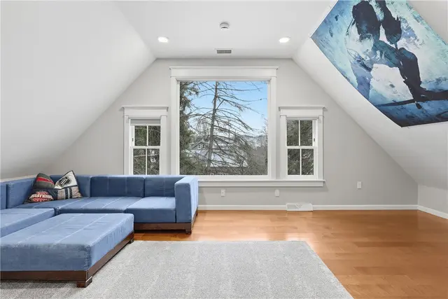 411 Woodland Road gallery image 39