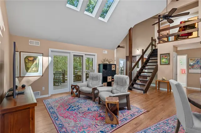 4114 Windfall Ln gallery image 33