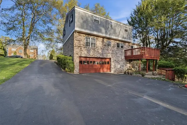 4119 Lee Manor Dr gallery image 6