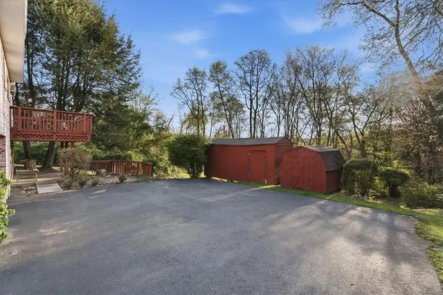 4119 Lee Manor Dr gallery image 21