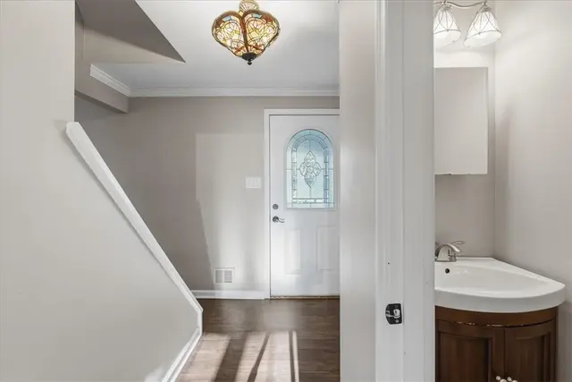 4119 Lee Manor Dr gallery image 22