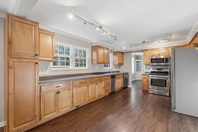 4119 Lee Manor Dr gallery image 23