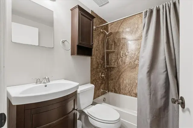 4119 Lee Manor Dr gallery image 26