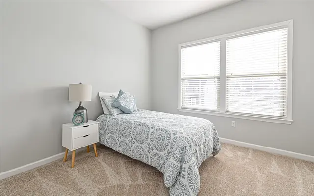 412 Fairmont Dr gallery image 19