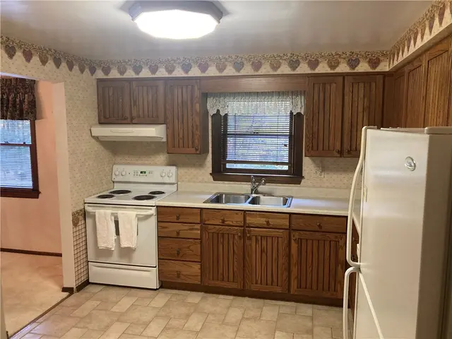 4124 Lee Manor Dr gallery image 11
